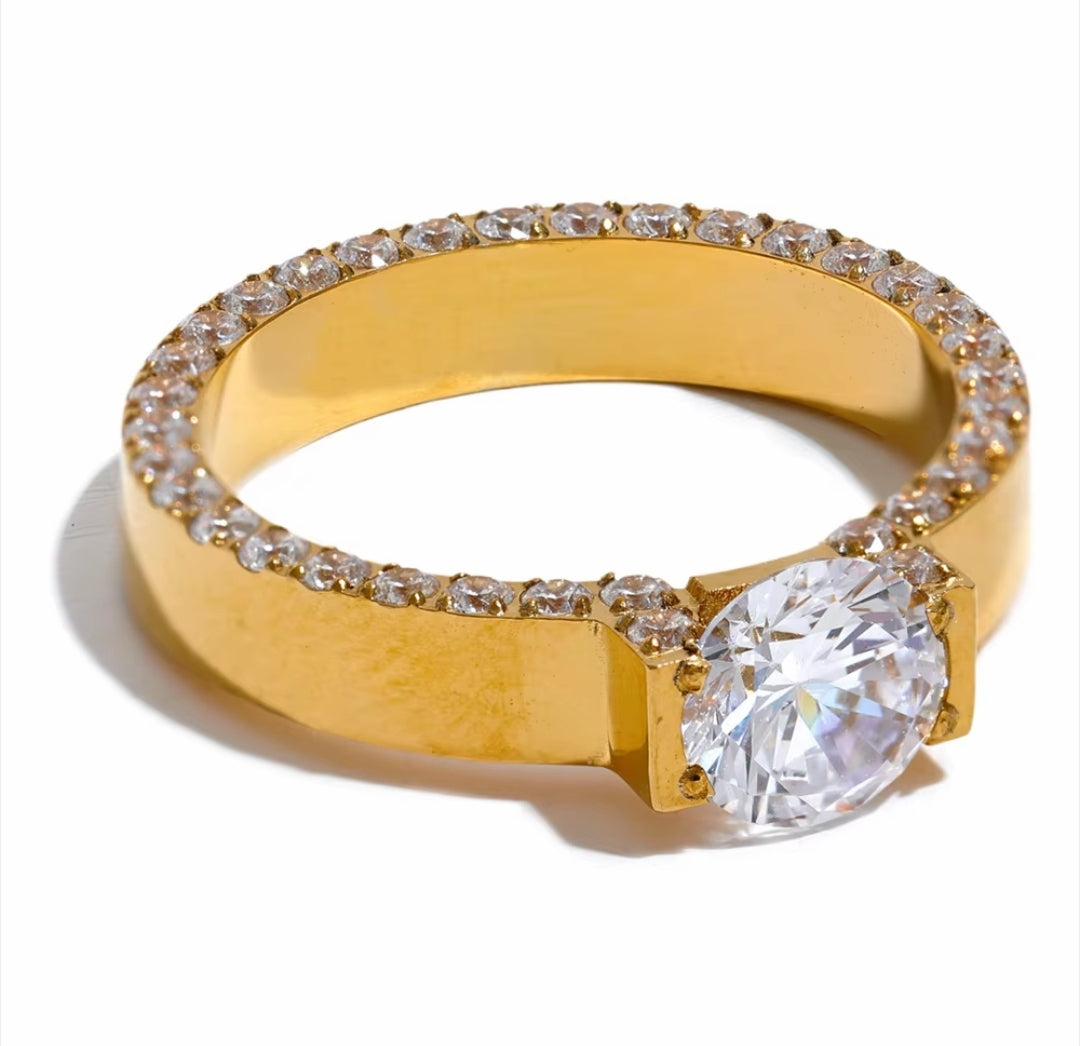 Lovely Love Ring