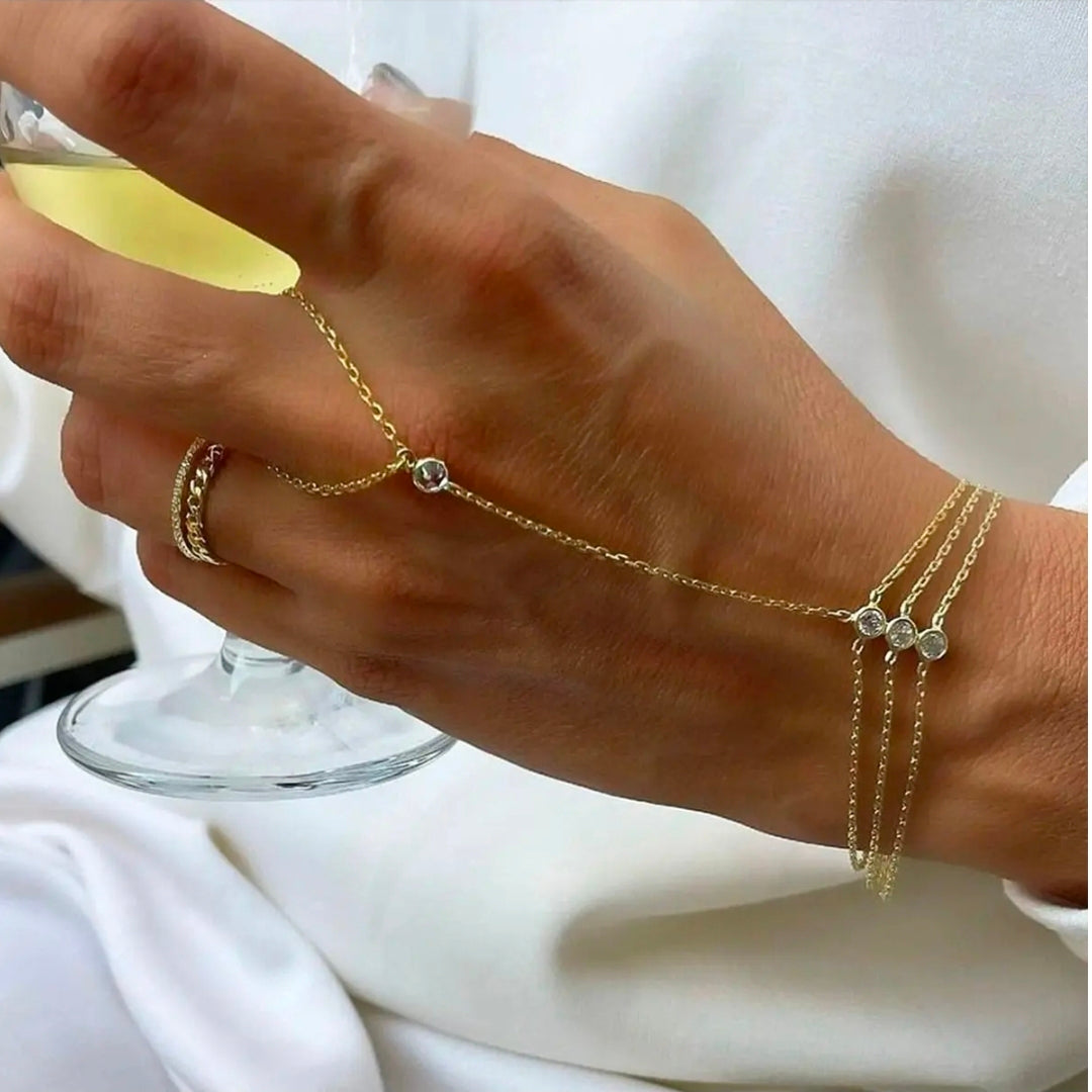 Dainty Glow Hand Chain