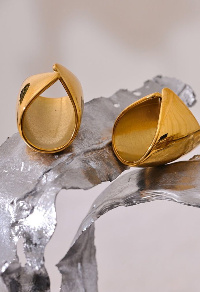 Radiant Studs