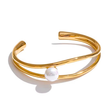Golden Embrace Pearl Cuff